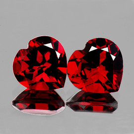 8.00 mm 2 pcs Heart AAA Fire Natural Red Mozambique Garnet {Flawless-VVS1)