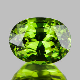 1.00 cts Oval 6.5x5 mm AAA Rainbow Sparkle Natural Green Demantoid (Flawless-VVS)--AAA Grade