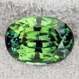 6x4 mm 1 pc Oval AAA Fire Intense Green Australia Sapphire Natural {Flawless-VVS}--AAA Grade
