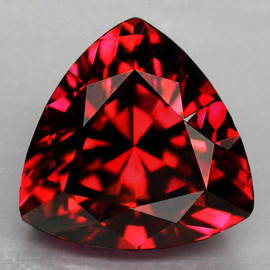 8.50 mm { 3.12 cts } Trilliant Brilliant Cut Extreme Brilliancy Natural AAA Red Mozambique Garnet {Flawless-VVS1}--AAA Grade