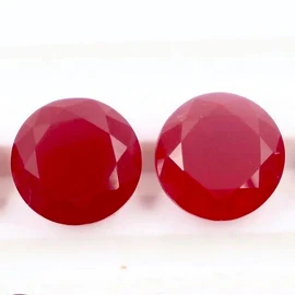 4.50 mm 2 pcs Round Diamond Cut Natural Red Ruby