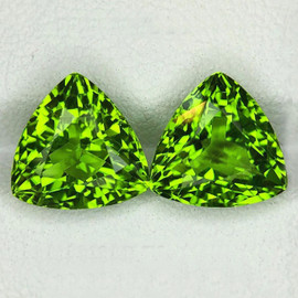 5.50 mm 2 pcs { 1.83 cts } Trilliant AAA Fire Rainbow Sparkles Natural Green Demantoid {Flawless-VVS}--AAA Grade