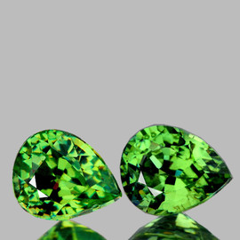 6.5x5 mm 2pcs { 1.90 cts} Pear AAA Fire Rainbow Sparkles Premium Green Demantoid Natural {Flawless-VVS}--AAA Grade