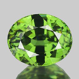 5.5x4.5 mm { 0.61 cts } Oval AAA Luster Rainbow Sparkle Natural Green Demantoid Garnet {Flawless-VVS}--AAA Grade