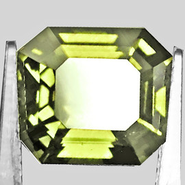 4.5x4 mm { 0.45 cts} Octagon Emerald Cut AAA Neon Natural Yellow Green Chrysoberyl {Flawless-VVS}