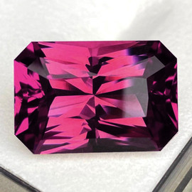 8.5x6.5 mm { 2.53 cts } Octagon Princess Cut Best AAA Neon Naural AAA Raspberry Pink Rhodolite Garnet (Umbalite) {Flawless-VVS1}--AAA Grade
