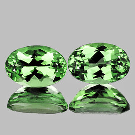 6x4 mm 2 pcs Oval Brilliant Cut AAA Fire Natural Green Tourmaline {Flawless-VVS}