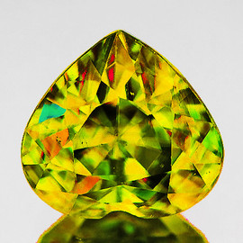 6.00 mm Heart  Cut Excellent Rainbow Flash Natural Intense Yellow Sphene { Flawless-VVS }--AAA Grade