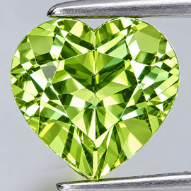 6.00 mm { 1.07 cts } Heart Brilliant Cut Extreme Brilliancy Natural Yellow Green Mali Garnet {Flawless-VVS}--AAA Grade
