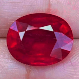 14.5x12 mm { 11.46 cts } Oval Natural Red Mozambique Ruby