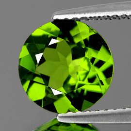 7.00 mm Round AAA Fire Natural Green Peridot {Flawless-VVS1}