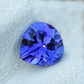 6.00 mm { 0.65 cts} Heart AAA Fire Intense Purple Blue Tanzanite Natural {Flawless-VVS}--AAA Grade