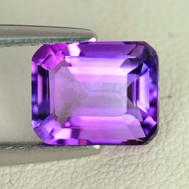 9x7 mm {2.10 cts} Octagon AAA Fire Intense Purple Amethyst Natural (Flawless-VVS1}