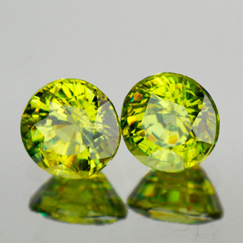 3.30 mm 2pcs Round AAA Rainbow Sparkles Natural Lime Green Demantoid Garnet {Flawless-VVS}