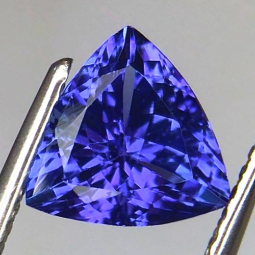 7.50 mm { 1.41 cts} Trilliant AAA Fire Intense Purple Blue Tanzanite Natural {Flawless-VVS}--AAA Grade