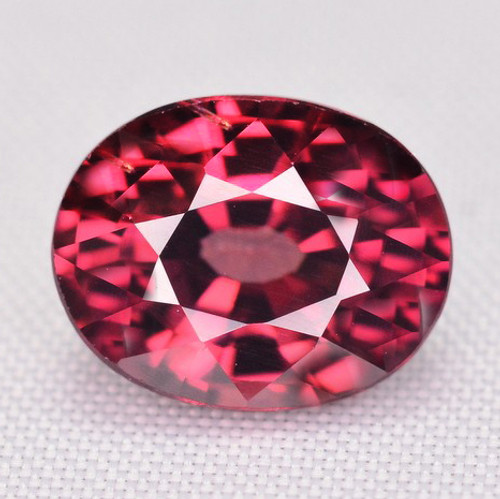 6x5 mm {0.98 cts} Oval AAA Fire Natural Mahenge Pink Malaya Garnet {Flawless-VVS}