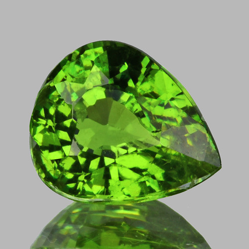 6x5 mm {0.87 cts} Pear AAA Fire Natural Green Demantoid { VVS }