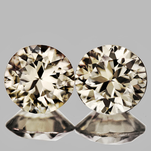5.50 mm 2 pcs Round Machine Brilliant Cut Extreme Brilliancy Natural Light Champagne Zircon {Flawless-VVS1}--AAA Grade