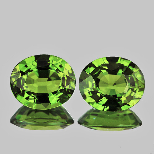 5x4 mm 2 pcs Oval AAA Fire Intense Green Madagascar Sapphire Natural {Flawless-VVS}--AAA Grade