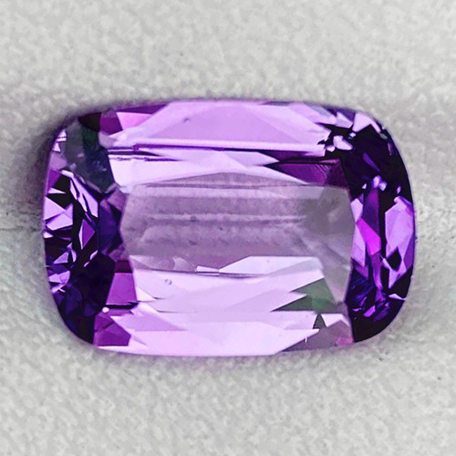 7x5 mm { 0.88 cts } Cushion Extreme Brilliancy Natural Magenta Purple Spinel {Flawless-VVS}--AAA Grade
