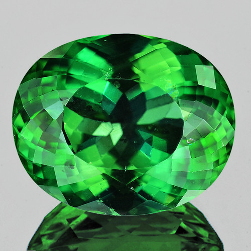 11.5x9 mm { 4.67 cts} Oval Brilliant Cut Extreme Brilliancy Intense Chrome Green Apatite Natural (Flawless-VVS)--AAA Grade