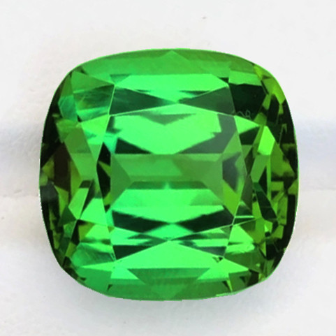 1.50 Carat Lab-Created Green Topaz Gemstone – 7mm Round Cut, VVS Clarity, Eye Clean