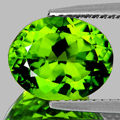 11x9 mm { 3.90 cts } Oval Brilliant Cut AAA Fire Intense Green Peridot Natural {Flawless-VVS}--AAA Grade