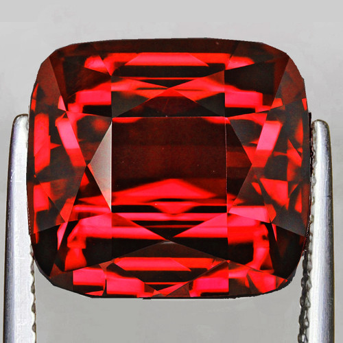 8.00 mm { 3.06 cts} Cushion Machine Cut Extreme Brilliancy Intense AAA Red Rhodolite Garnet Natural (Umbalite) {Flawless-VVS1}--AAA Grade