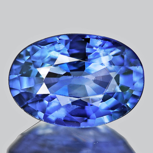 6x4 mm Oval AAA Fire AAA Ceylon Blue Sapphire (Flawless-VVS)