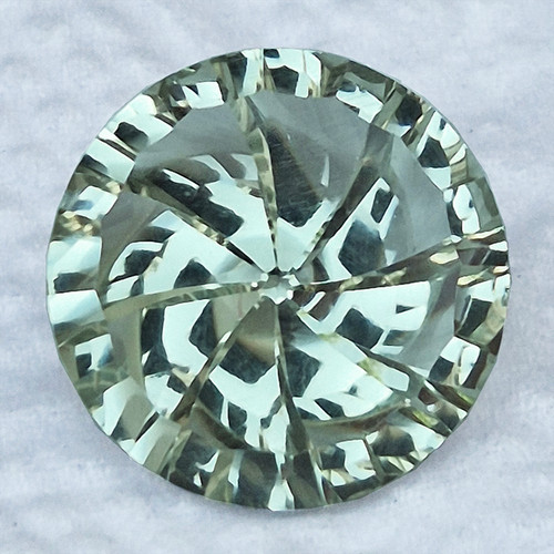 15.00 mm { 9.58 cts } Round Precision Cut Extreme Brilliancy Natural Green Amethyst {Flawless-VVS1}