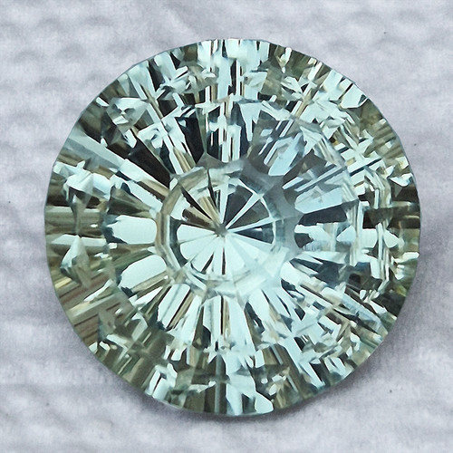 17.00 mm { 15.00 cts } Round Precision Cut Extreme Brilliancy Natural Green Amethyst {Flawless-VVS1}