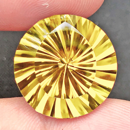 9.00 mm { 2.47 cts} Round Concave Cut Extreme Brilliancy Natural Golden Yellow Citrine (Flawless-VVS1}--AAA Grade