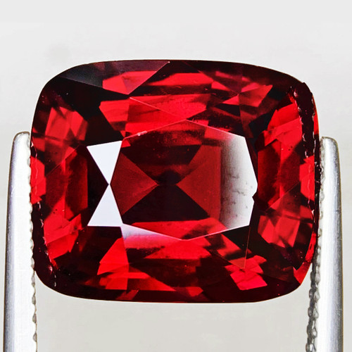 8x7 mm { 2.51 cts} Cushion Machine Cut Extreme Brilliancy Intense AAA Red Rhodolite Garnet Natural (Umbalite) {Flawless-VVS1}--AAA Grade