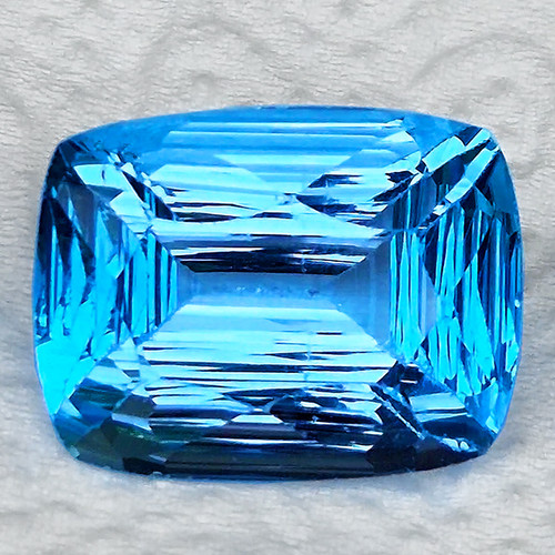 19x15 mm { 24.24 cts} Cushion Precision Cut Extreme Brilliancy Natural Swiss Blue Topaz {Flawless-VVS}--AAA Grade