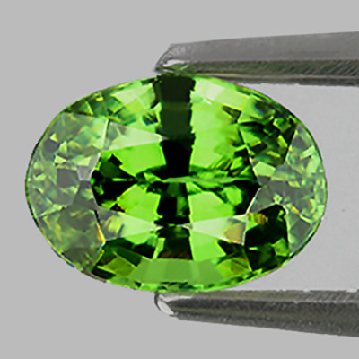 5.5x4 mm { 0.61 cts } Oval AAA Rainbow Sparkle Natural AAA Green Demantoid Garnet {Flawless-VVS}--AAA Grade
