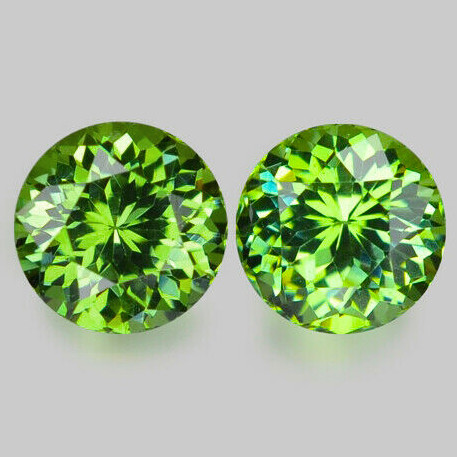 4.30 mm 2pcs { 0.81 cts } Round Brilliant Cut Extreme Brilliancy Rainbow Sparkles Natural Green Demantoid Garnet {Flawless-VVS}--AAA Grade