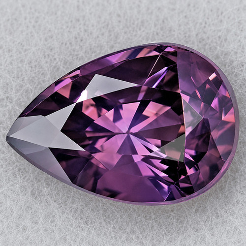 7x5 mm { 1.06 cts } Pear AAA Fire Intense Violet Spinel Natural {VVS}--AAA Grade