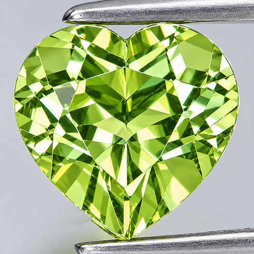 6.00 mm { 1.07 cts } Heart Brilliant Cut Extreme Brilliancy Natural Yellow Green Mali Garnet {Flawless-VVS}--AAA Grade