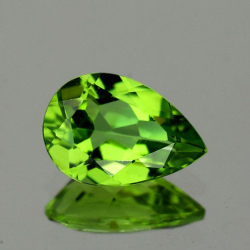 11x8 mm {2.54 cts} Pear AAA Green Peridot Natural {Flawless-VVS1}