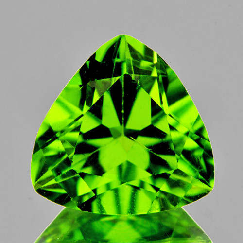 9.00 mm Trilliant AAA Fire AAA Green Peridot Natural {VVS}