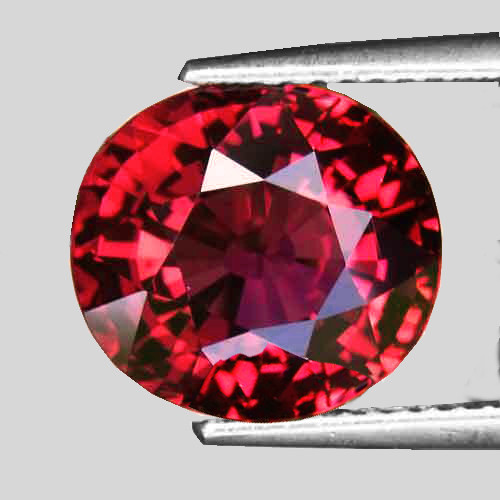 8x7.5 mm {2.36 cts} Oval AAA Fire Cherry Pink Red Rhodolite Garnet Natural {Flawless-VVS}
