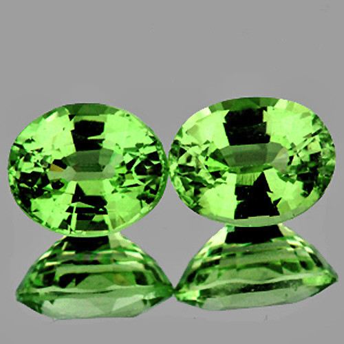 5x4mm 2pcs Oval AAA Fire Mint Green Tsavorite Garnet Natural {Flawless-VVS}