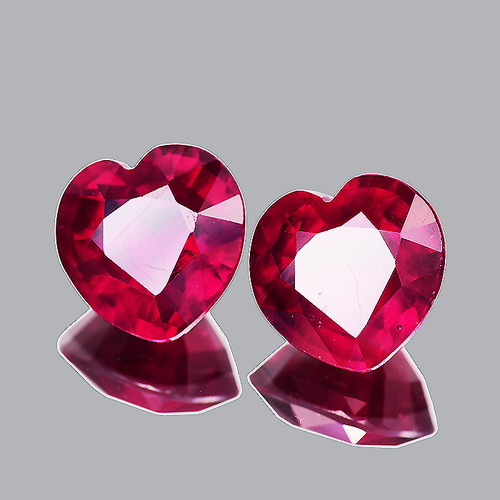 8.00 mm 2 pcs Heart AAA Fire AAA Red Mozambique Ruby Natural ( VVS Clarity )--AAA Grade