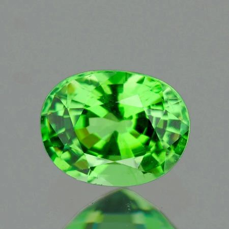 5x4 mm Oval AAA Fire AAA Vivid Green Tsavorite Garnet Natural