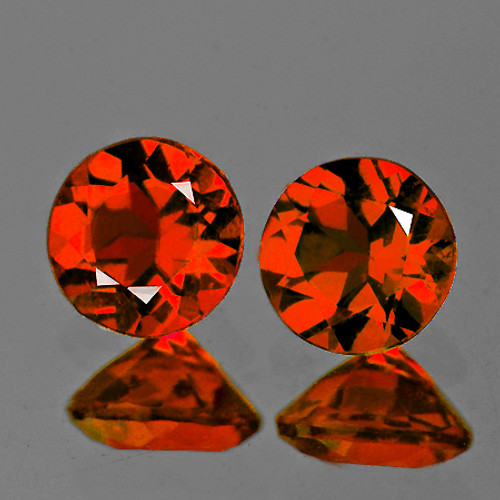 4.20 mm 2 pcs { 0.76 cts} Round Brilliant Cut Intense Mandarin Orange Spessartite Garnet Natural  {Flawless-VVS1}