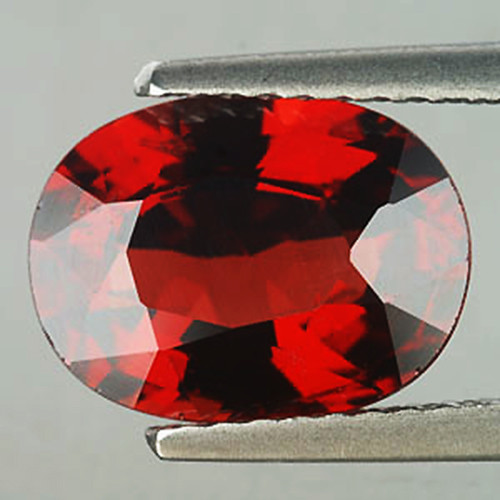 8x6 mm {1.83 cts} Oval AAA Fire AAA Red Mozambique Garnet Natural {Flawless-VVS1}