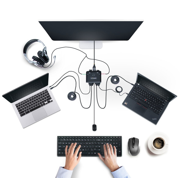 StarTech.com 2-Port USB-C Cable KVM Switch, 4K 60Hz DisplayPort Output, Compact KVM with 4ft/1.2m USB Type-C/Audio Integrated Cables, Bus Powered - Remote Push-Button/Hotkey Switching 065030899352