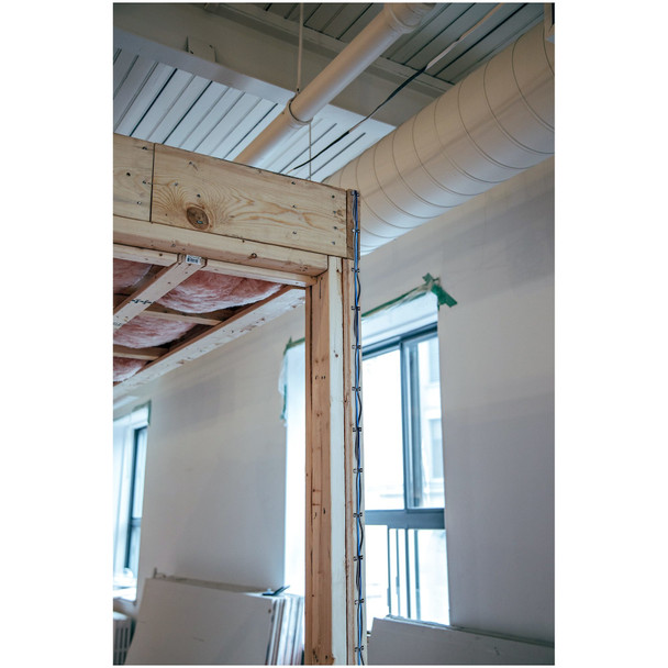 Startech.Com 100 Adhesive Cable Management Clips Black - Network/Ethernet/Office Desk/Computer Cord Organizer - Sticky Cable/Wire Holders - Nylon Self Adhesive Clamp Ul/94V-2 Fire Rated Cbmcc3