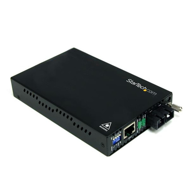 StarTech.com 10/100 Mbps Multi Mode Fiber Media Converter SC 2 km ET90110SC2