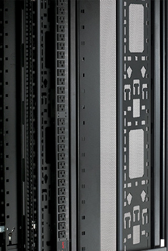 APC NetShelter SX 42U Freestanding rack Black AR3100SP 731304309857